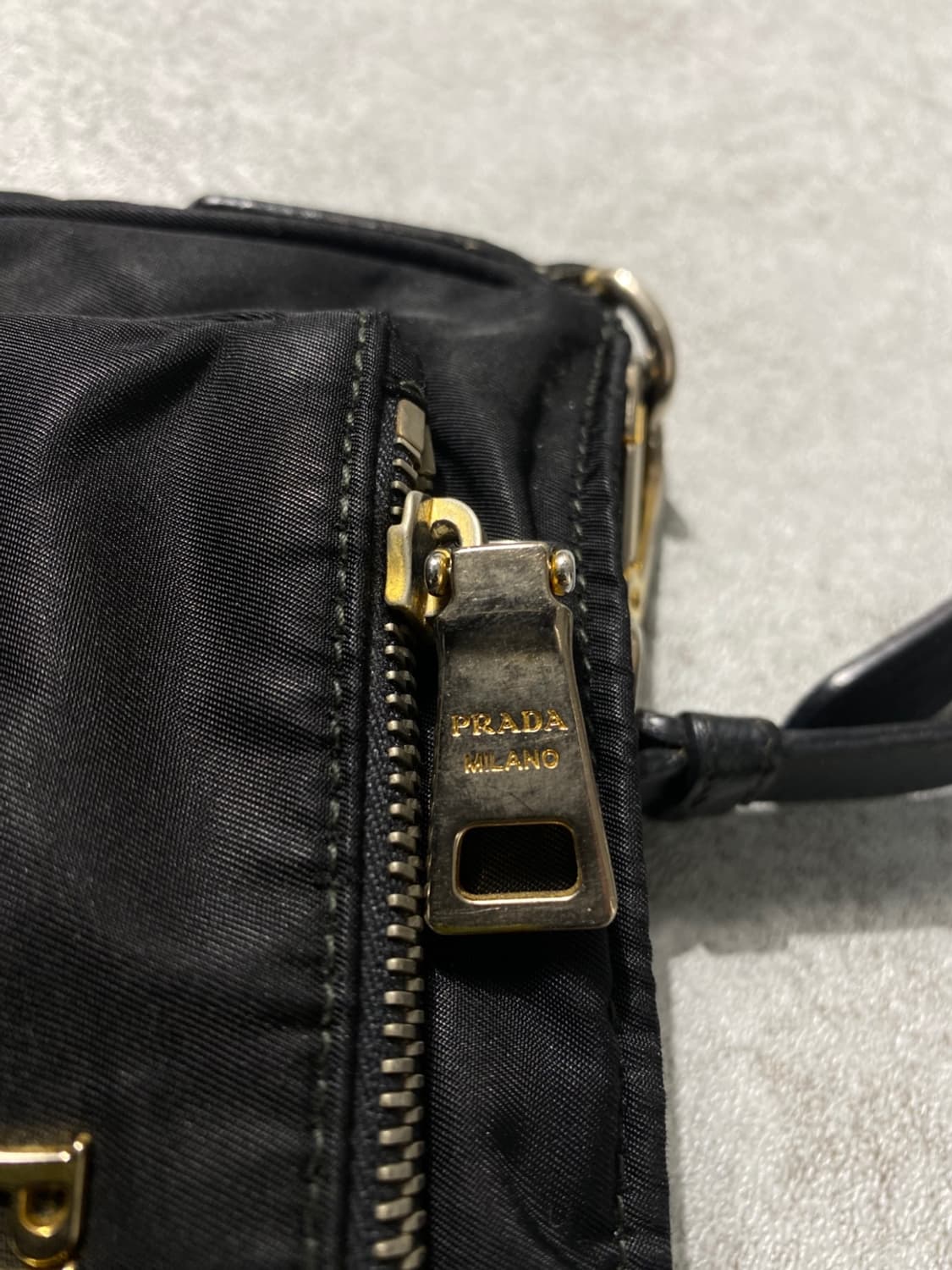 [27*19] Prada 프라다 포코노 나일론 크로스백 상품이미지4