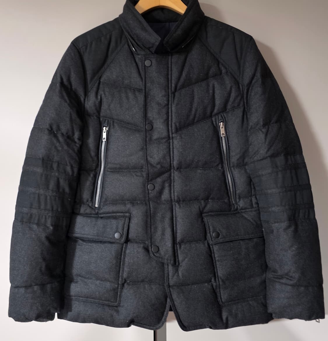 솔리드옴므 우영미 모직패딩 덕다운파카.
싸이즈 95~100. 남자 상품이미지2