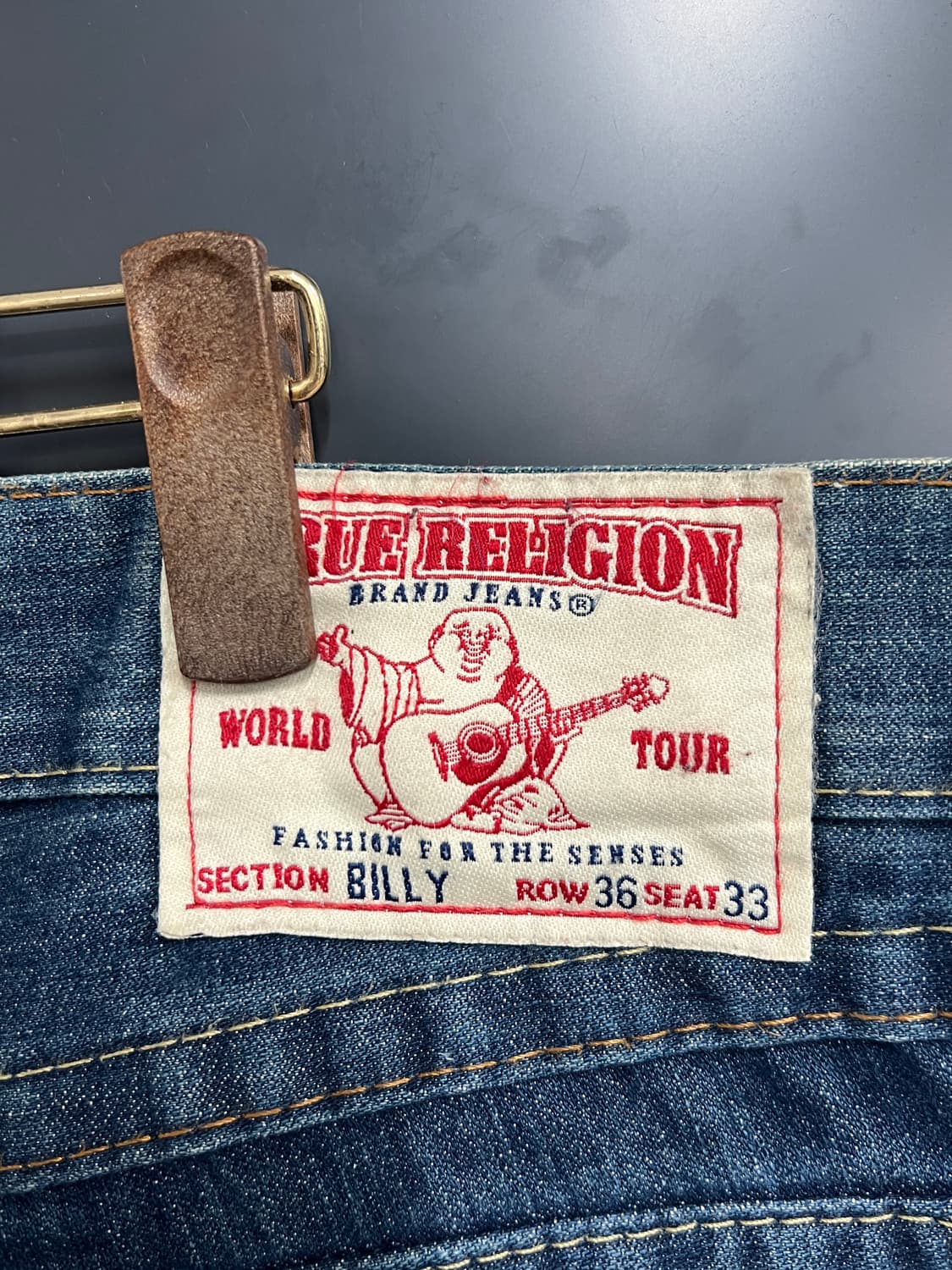 True Religion 트루릴리전 아수라 패치 진청 데님 팬츠 상품이미지4