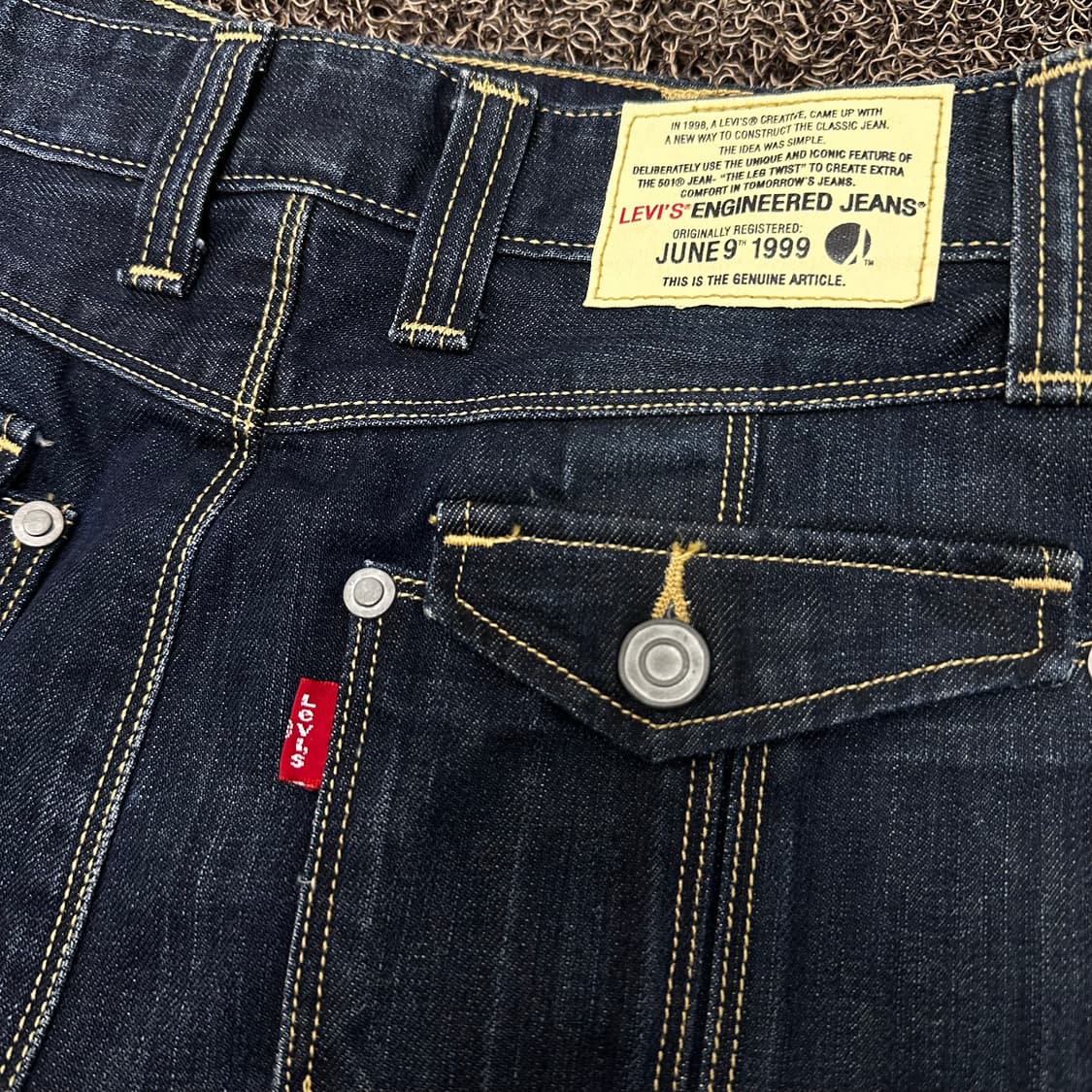 리바이스 엔지니어드 여성 데님 청치마 27인치 상품이미지7