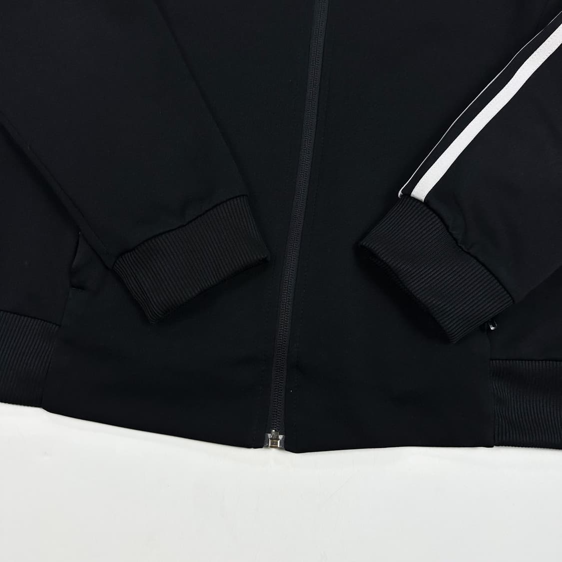 아디다스 오리지널 블랙 트랙탑 져지 (S 여성추천) 상품이미지4