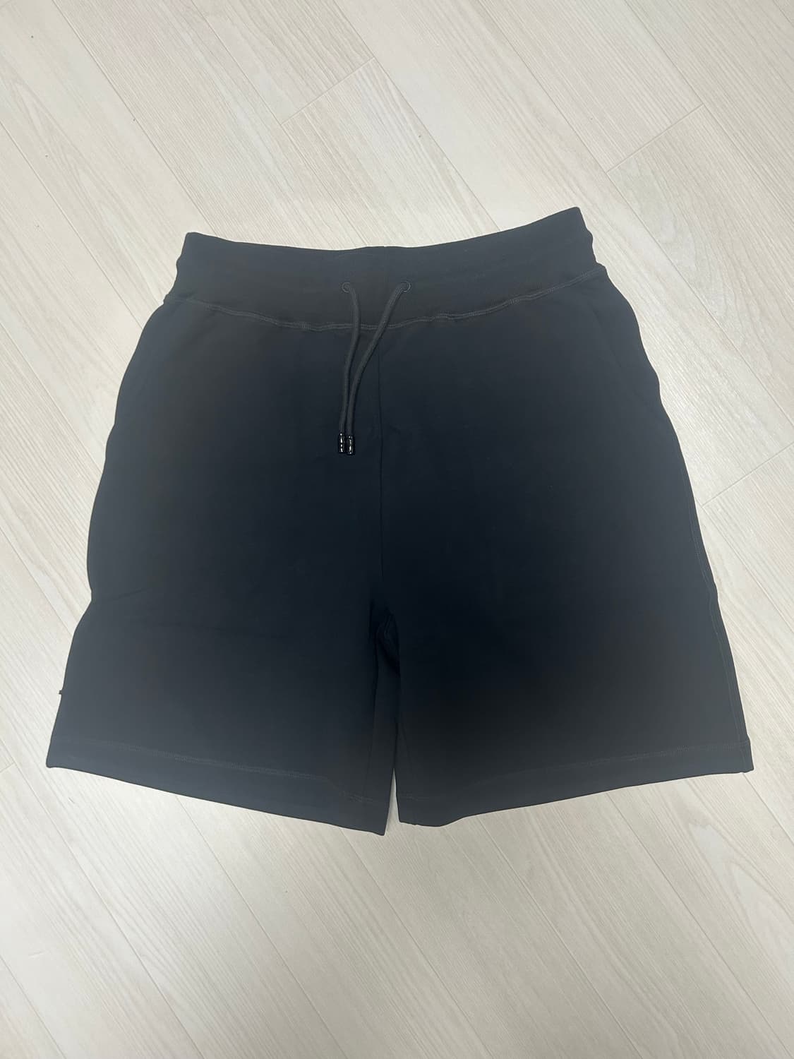 루이비통 인사이드아웃포켓 면반바지 상품이미지2
