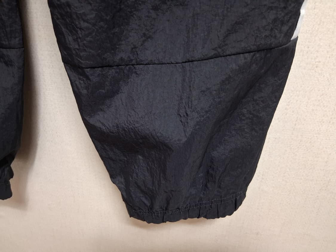 일본판 아디다스 검정 바람막이 트랙팬츠 안감유 여성 28까지 표기L
 상품이미지7
