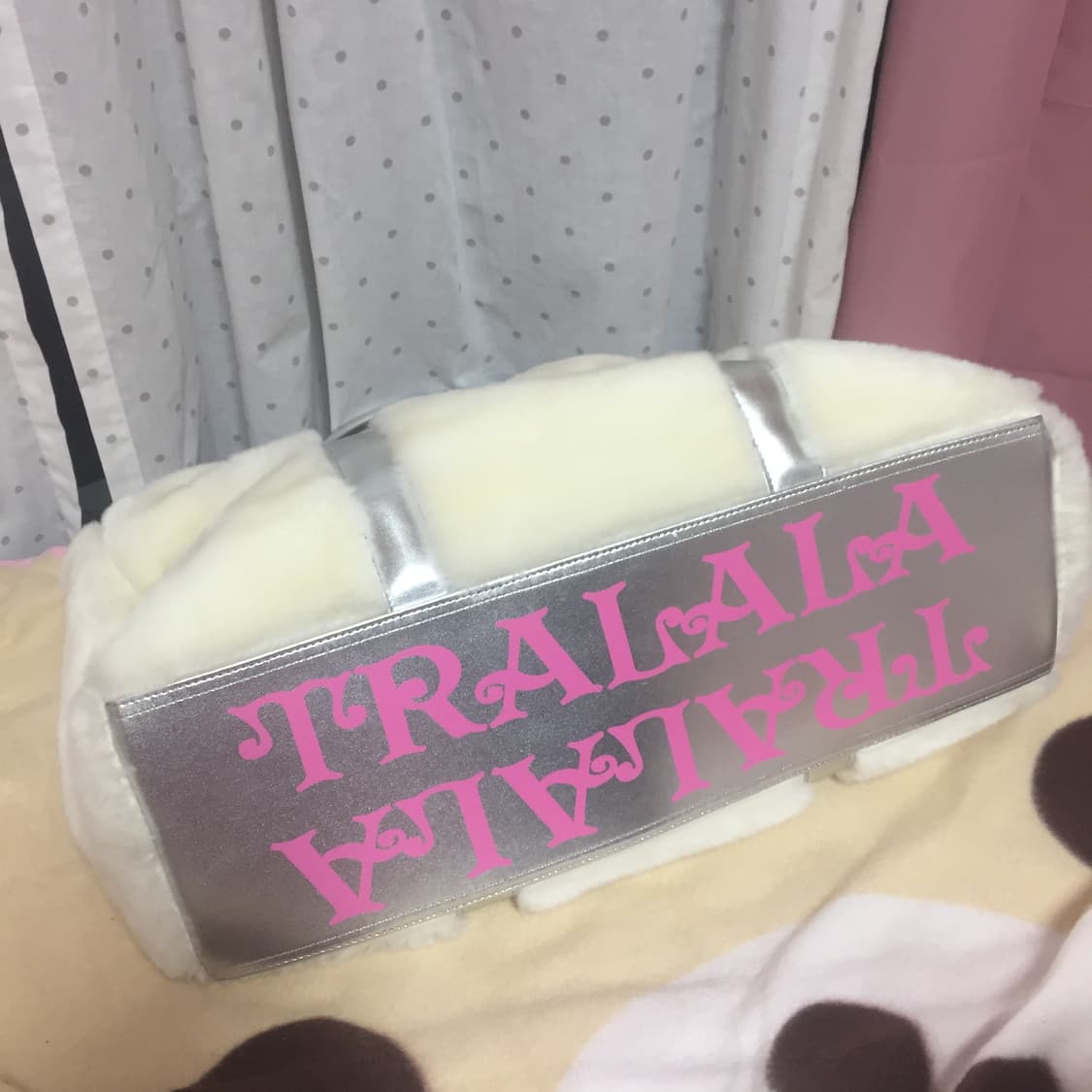 트랄라라 갸루 퍼 빅 숄더백 상품이미지4