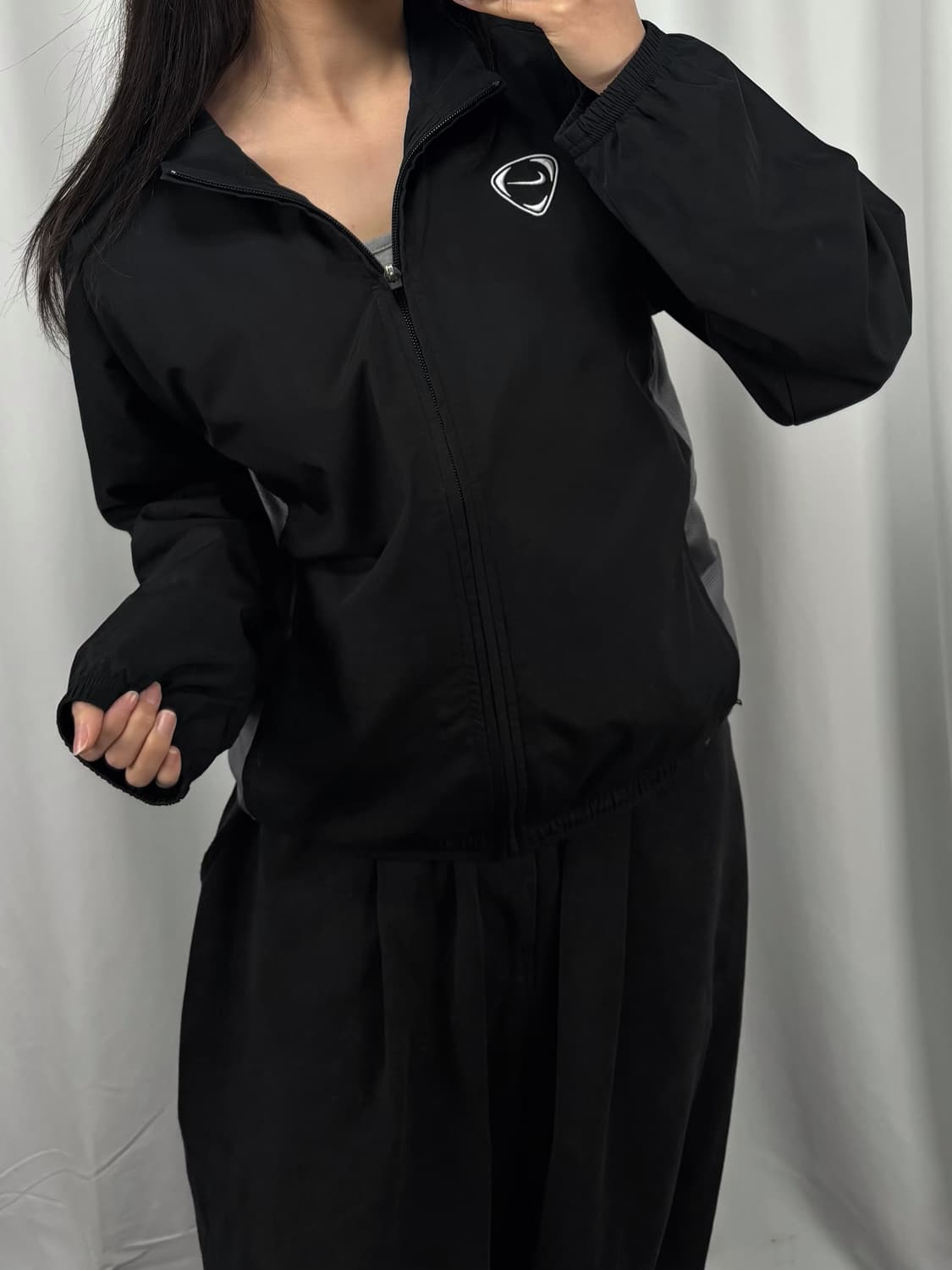 나이키 블랙 바람막이 자켓 상품이미지2