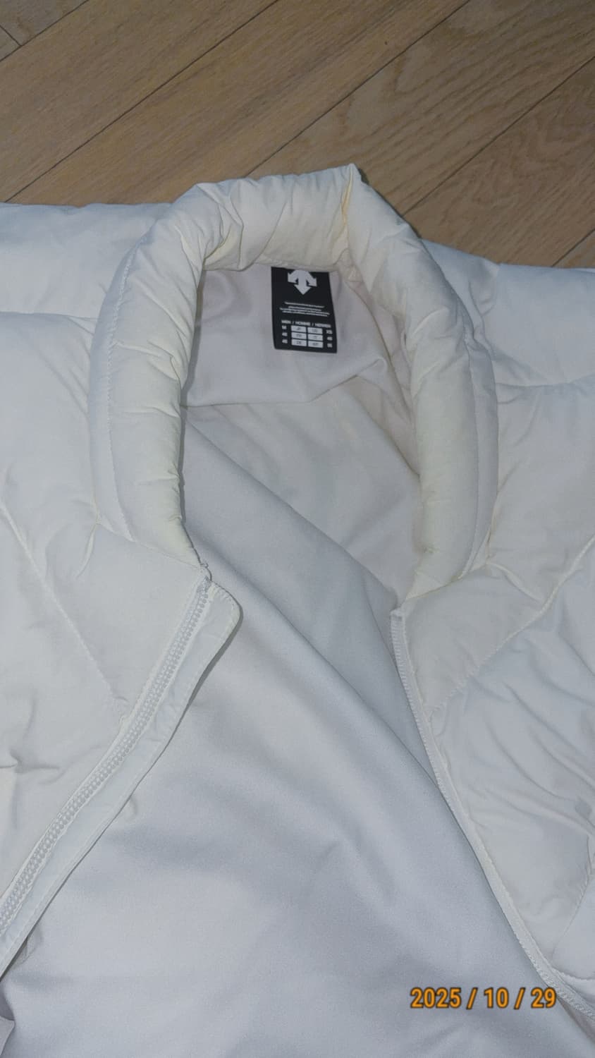 데상트 패딩 상품이미지4