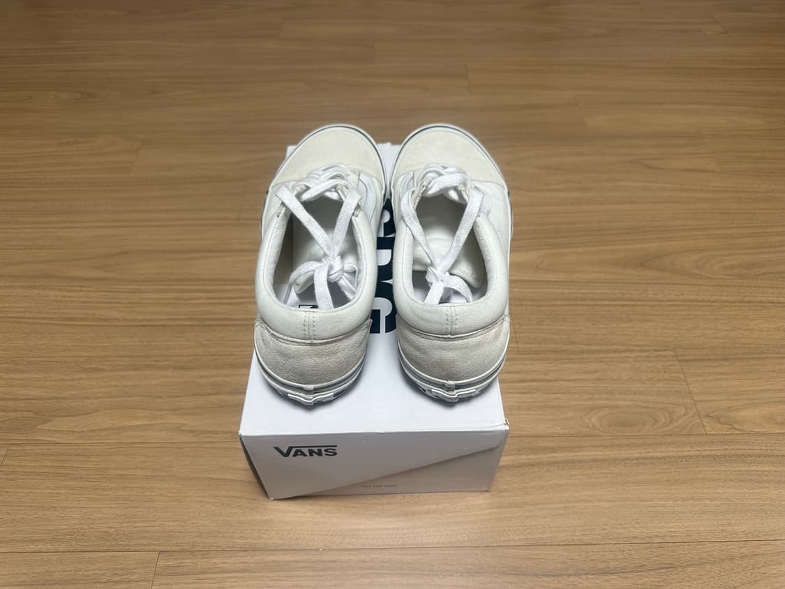 285 반스 볼트 x CDG 올드스쿨 LX 화이트 상품이미지5