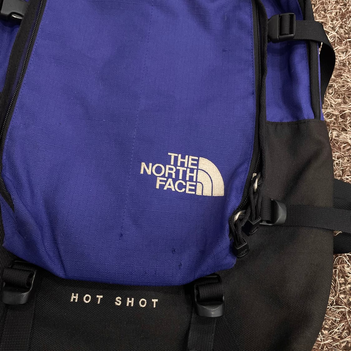 노스페이스 핫샷 30L 퍼플 백팩 상품이미지2
