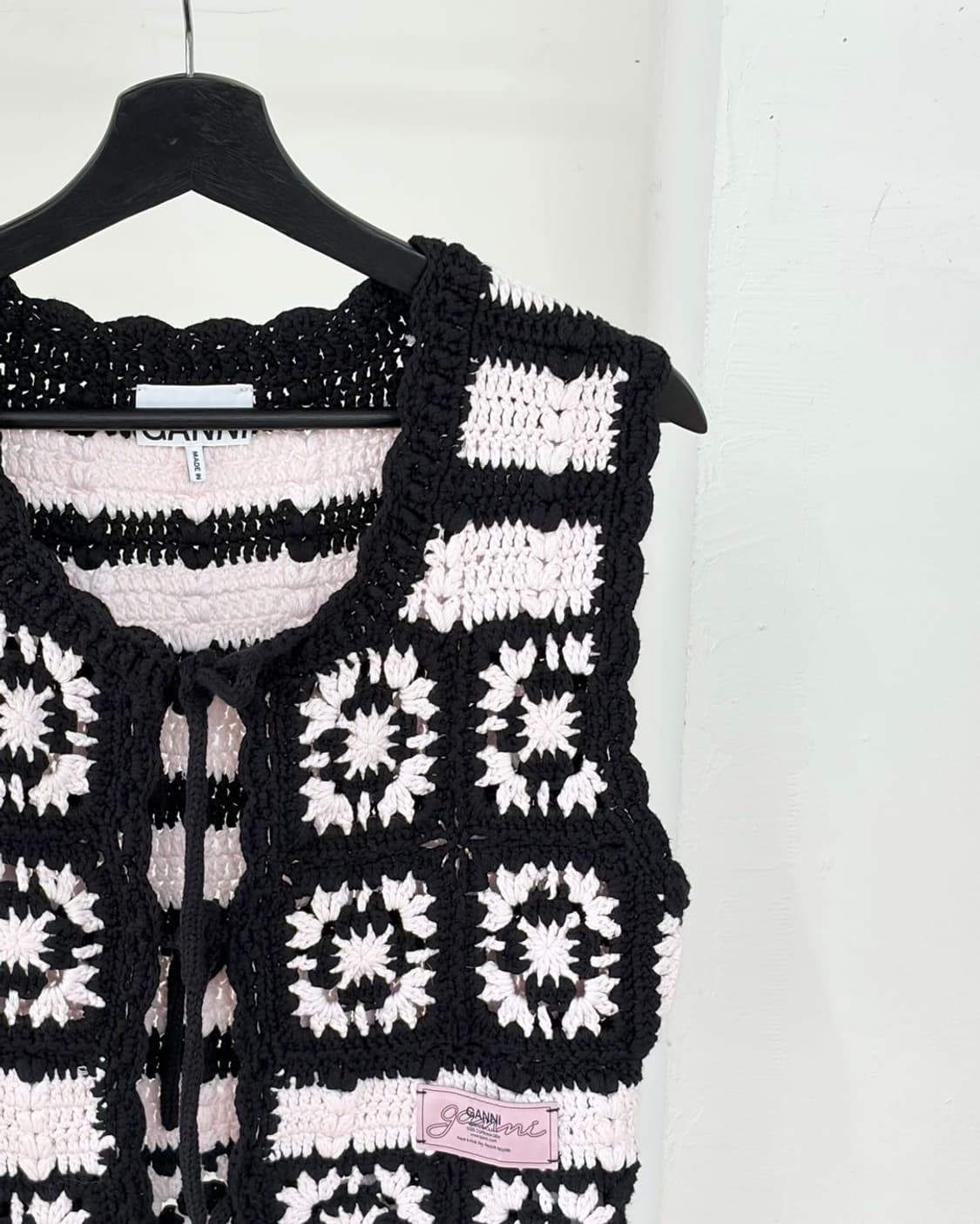 가니 블랙 핑크 소프트 코튼 크로셰 베스트  상품이미지3