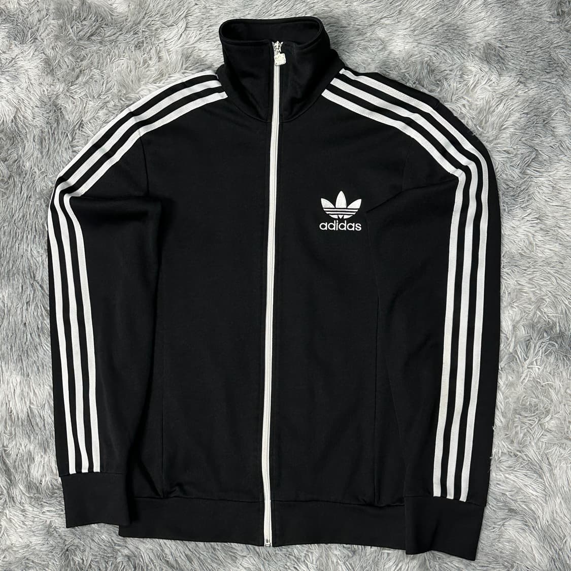 아디다스 유로파 블랙 트랙탑 m 상품이미지1