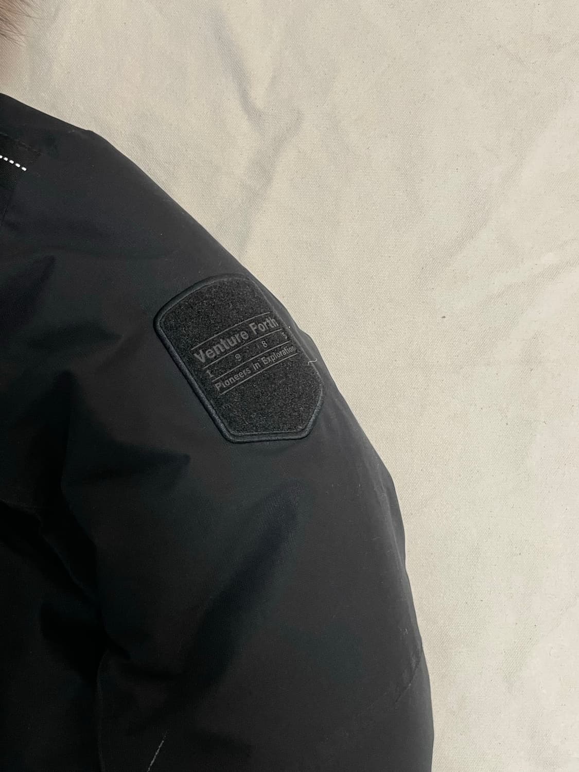 디스커버리 롱패딩  상품이미지3