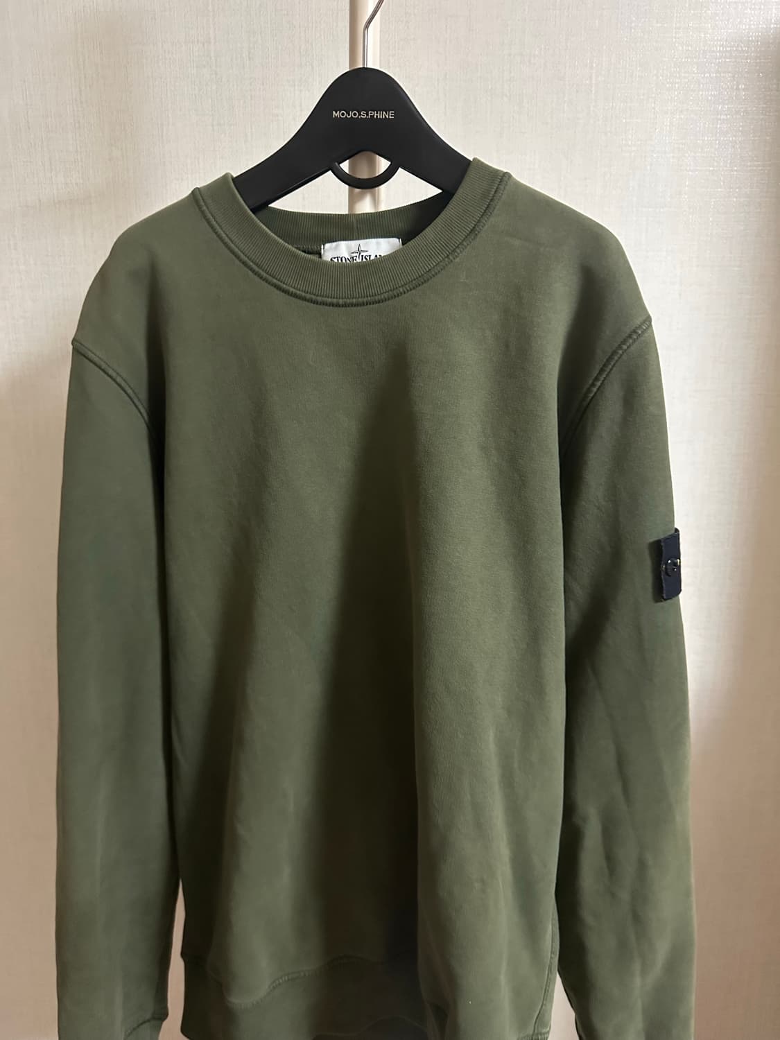 스톤 아일랜드 맨투맨 다크 그린  상품이미지1