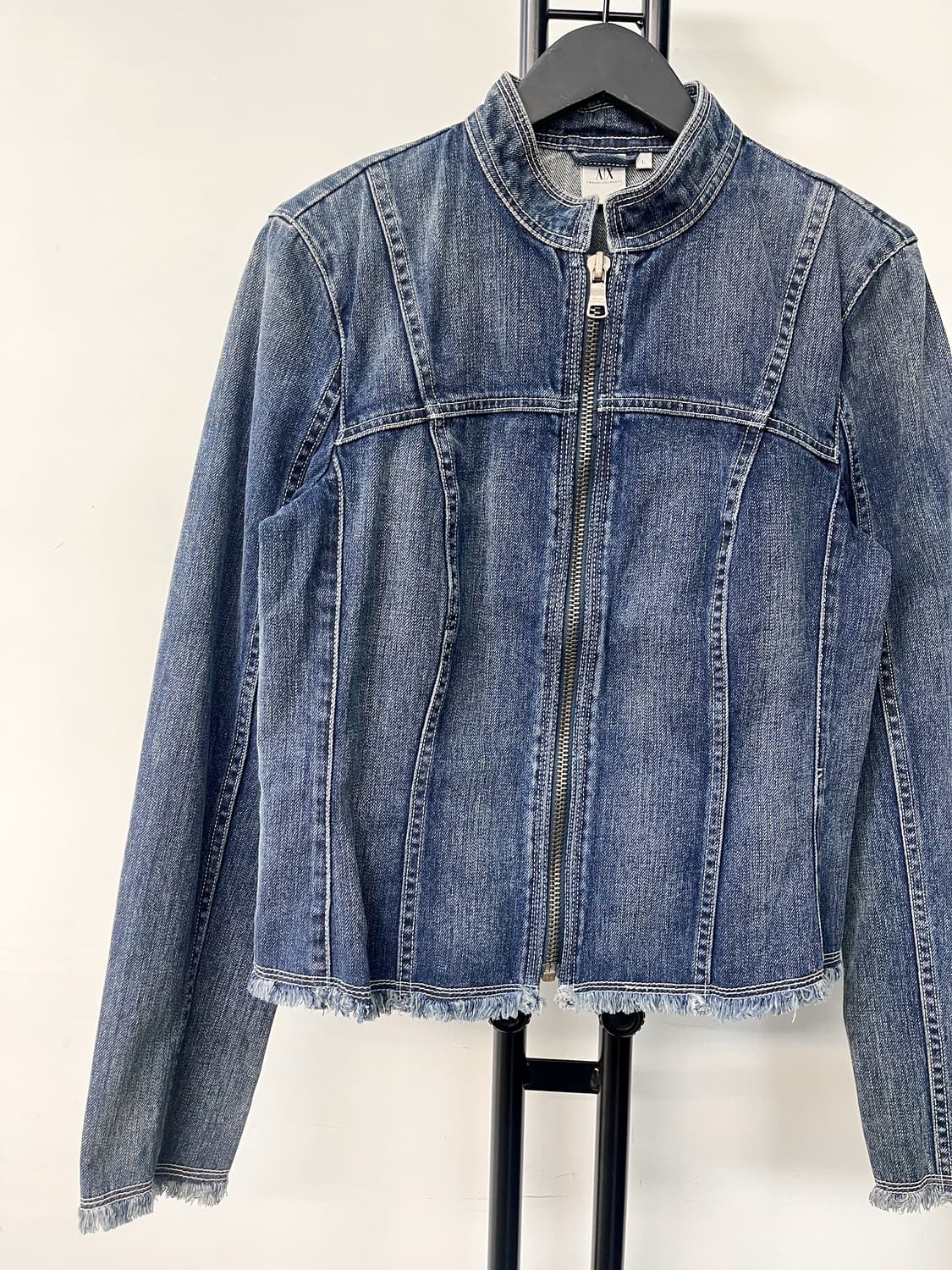 아르마니 익스체인지 컷 오프 데님 바이커 자켓 상품이미지4