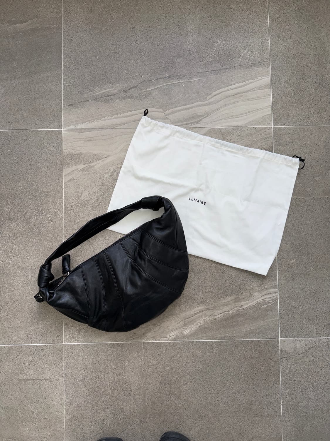 Lemaire Mini Fortune Croissant Bag Soft  상품이미지1