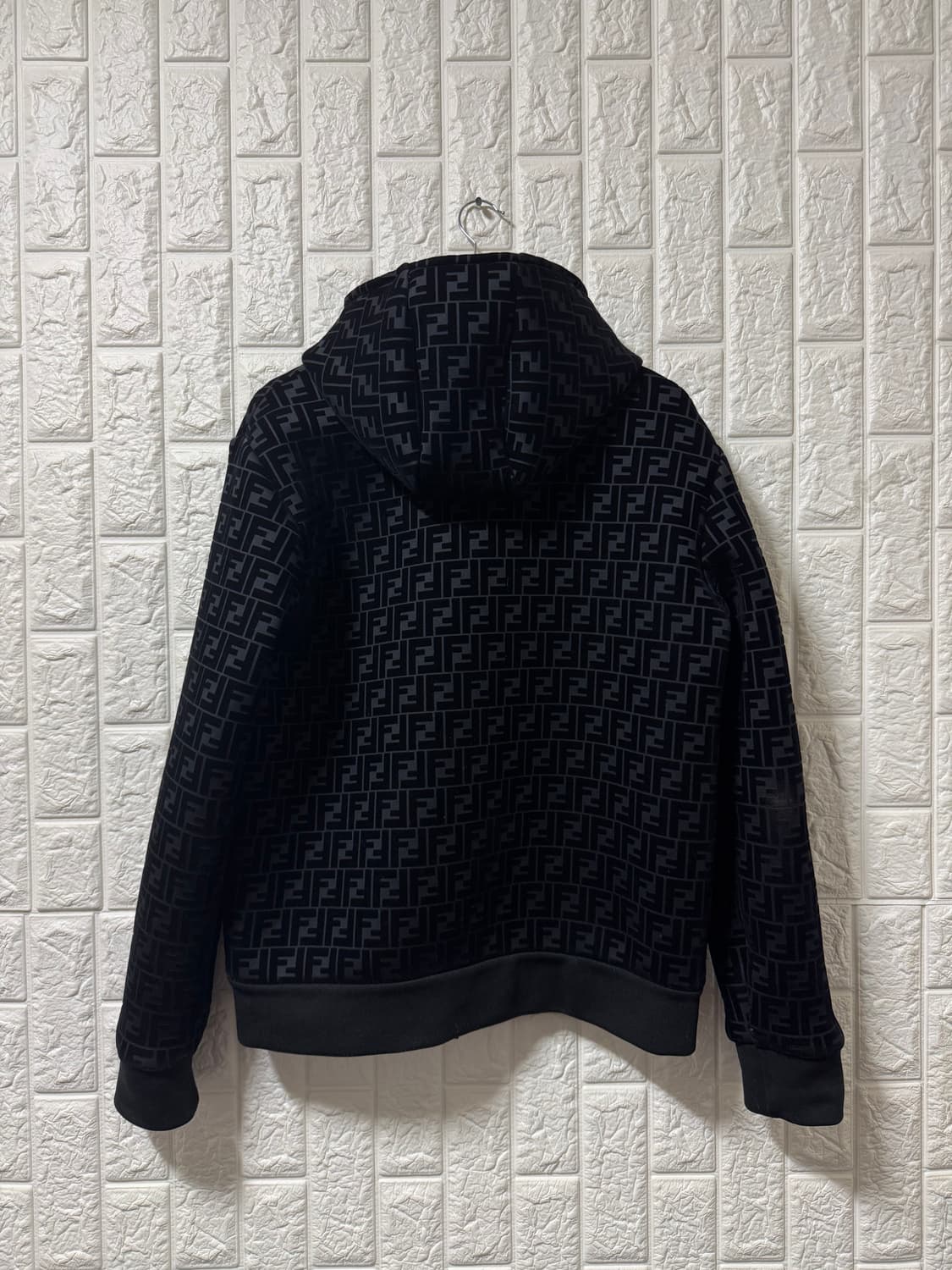 [50] 펜디 FF로고 풀 모노그램 벨벳 후드집업 상품이미지2