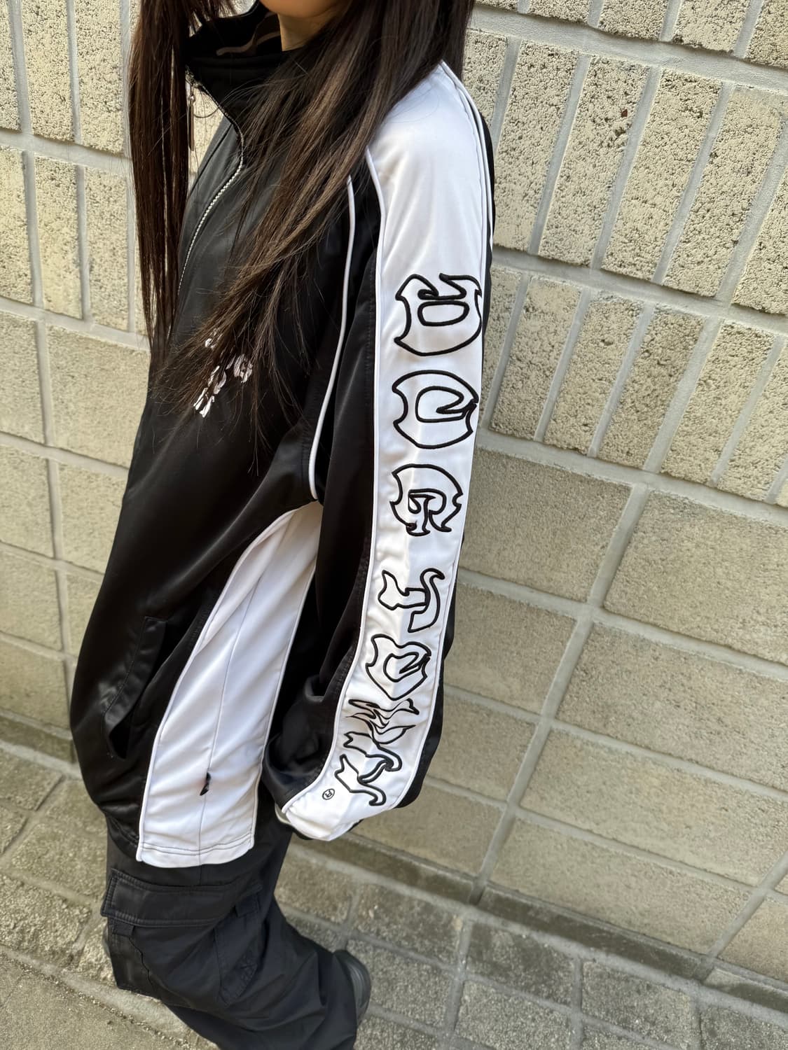 도그타운 오버핏 사이드 로고 집업 상품이미지1