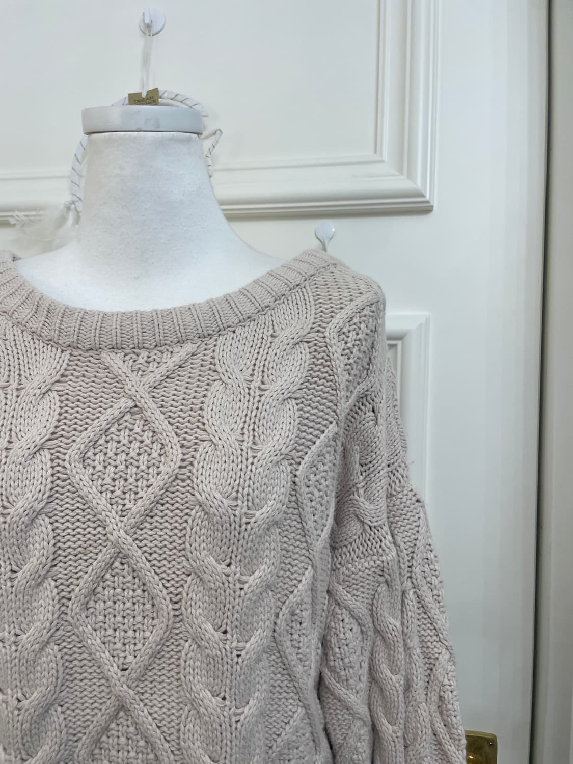 pink ivory twist back bow crop sweater 상품이미지6