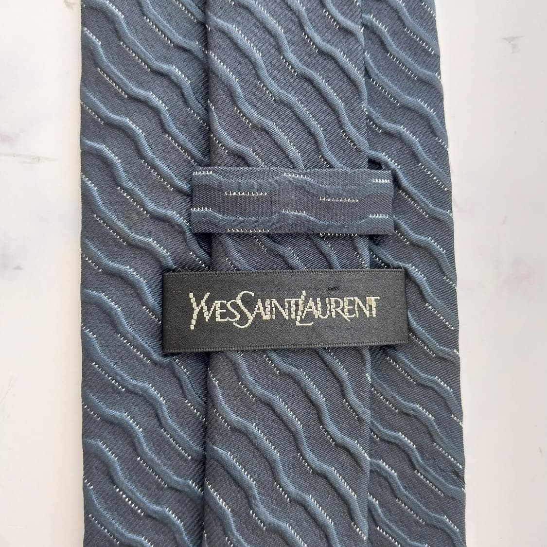 입생로랑 실크 네이비 웨이브 패턴 넥타이 9.3cm A등급 K2586 상품이미지7