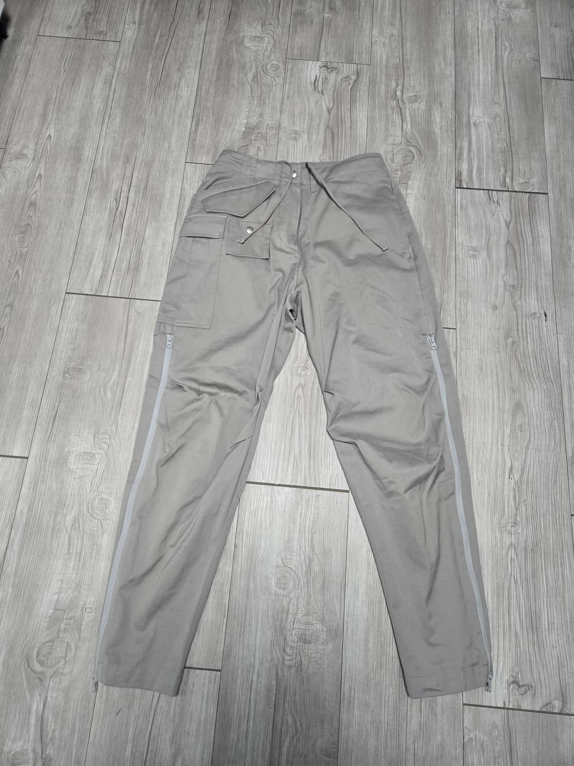 해칭룸 바지 2사이즈 사이드 지퍼 상품이미지1