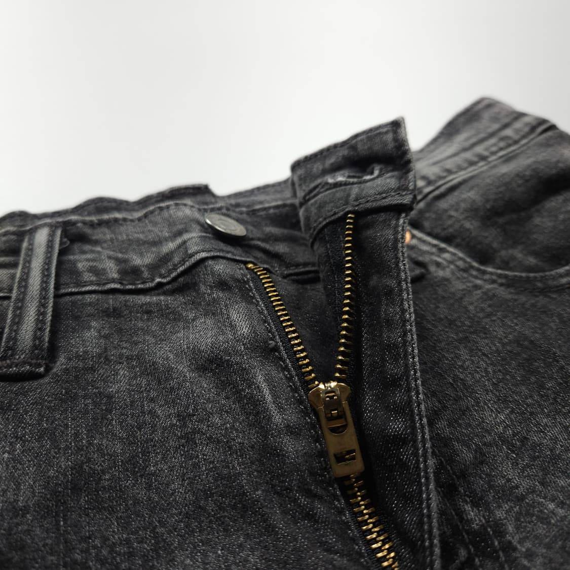 리바이스 511 레드탭 블랙 데님 팬츠 (30) 상품이미지3