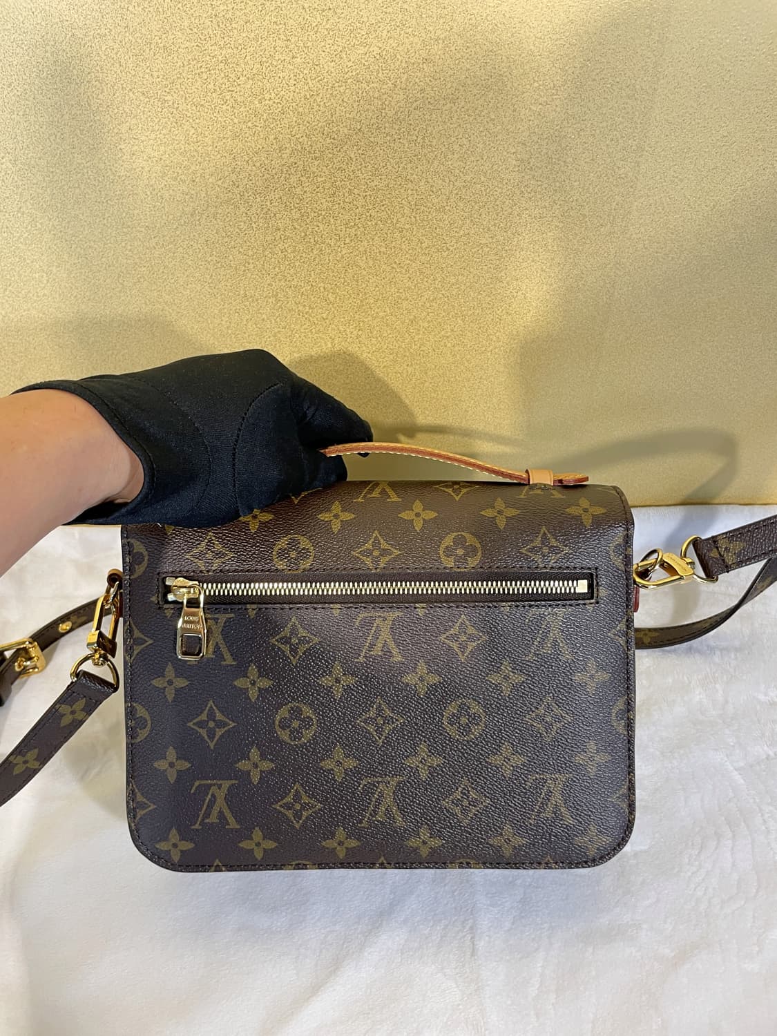 루이비통 포쉐트 메티스 모노그램 캔버스백 상품이미지4