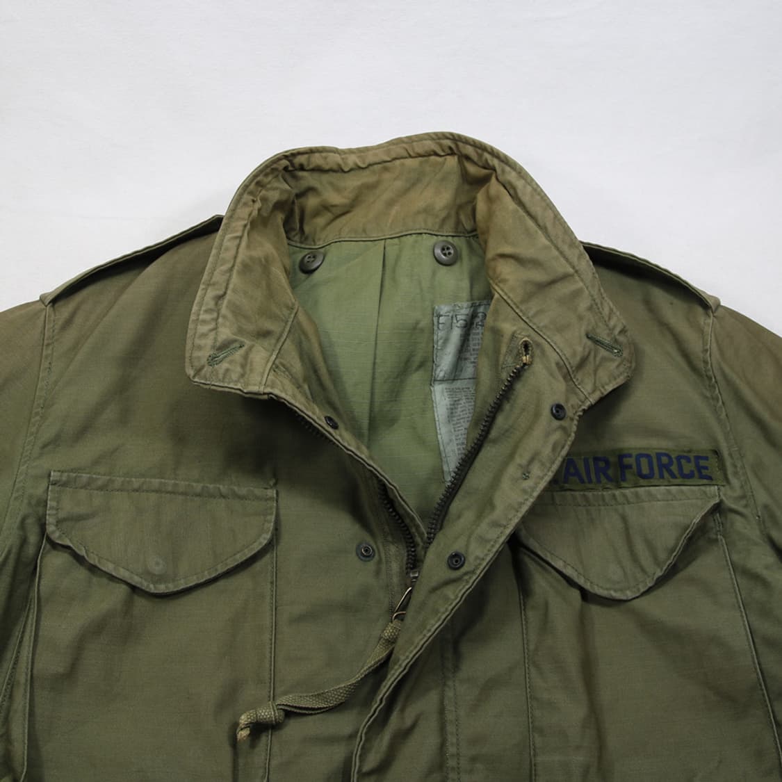 (착용컷) U.S.ARMY M-65 필드 자켓 (남성용 100) 상품이미지5