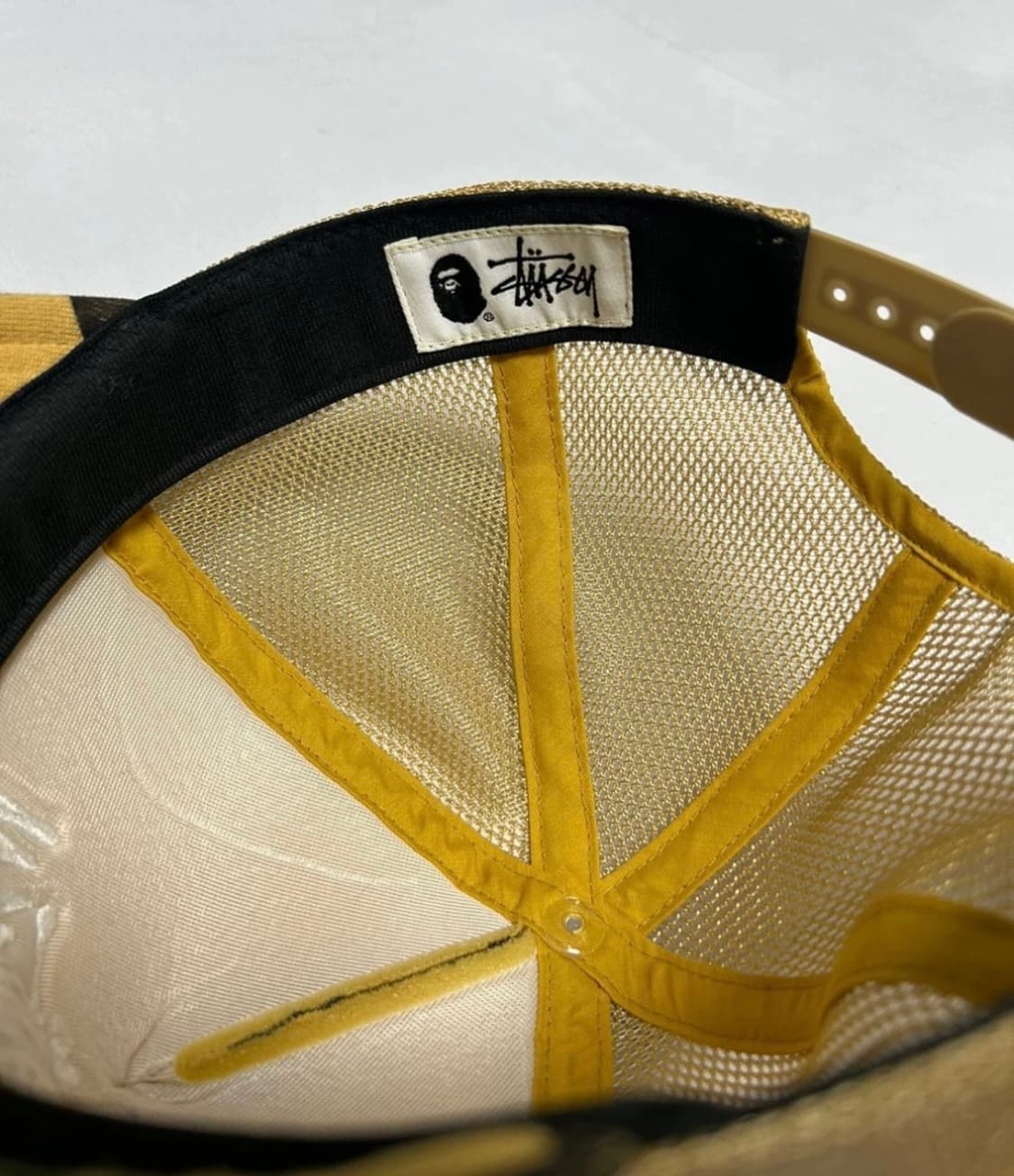 Stussy x BAPE Trucker Cap Yellow 스투시 베이프 상품이미지2