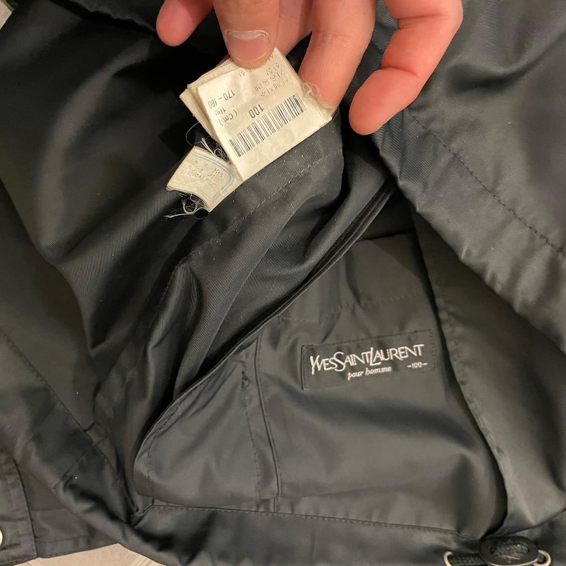 입생로랑 레터링 봄버점퍼 상품이미지9