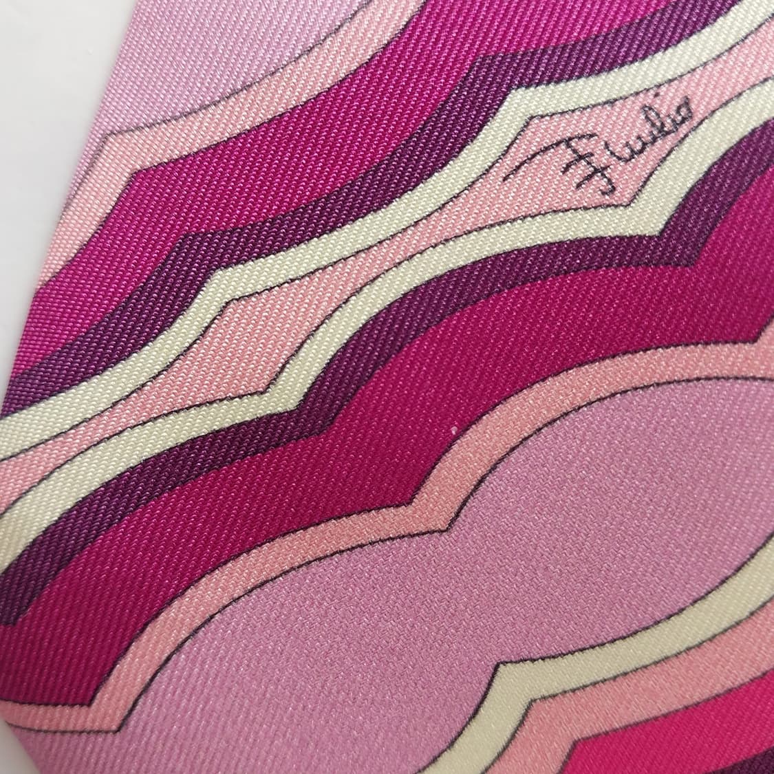에밀리오 푸치 실크 핑크 웨이브 패턴 넥타이 9.5cm A등급 K1342 상품이미지7