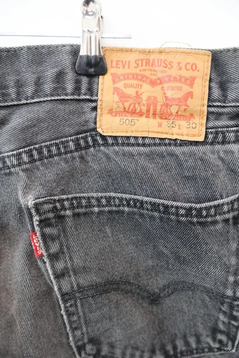 Levi’s 505 Black Washed Denim Pants 상품이미지8