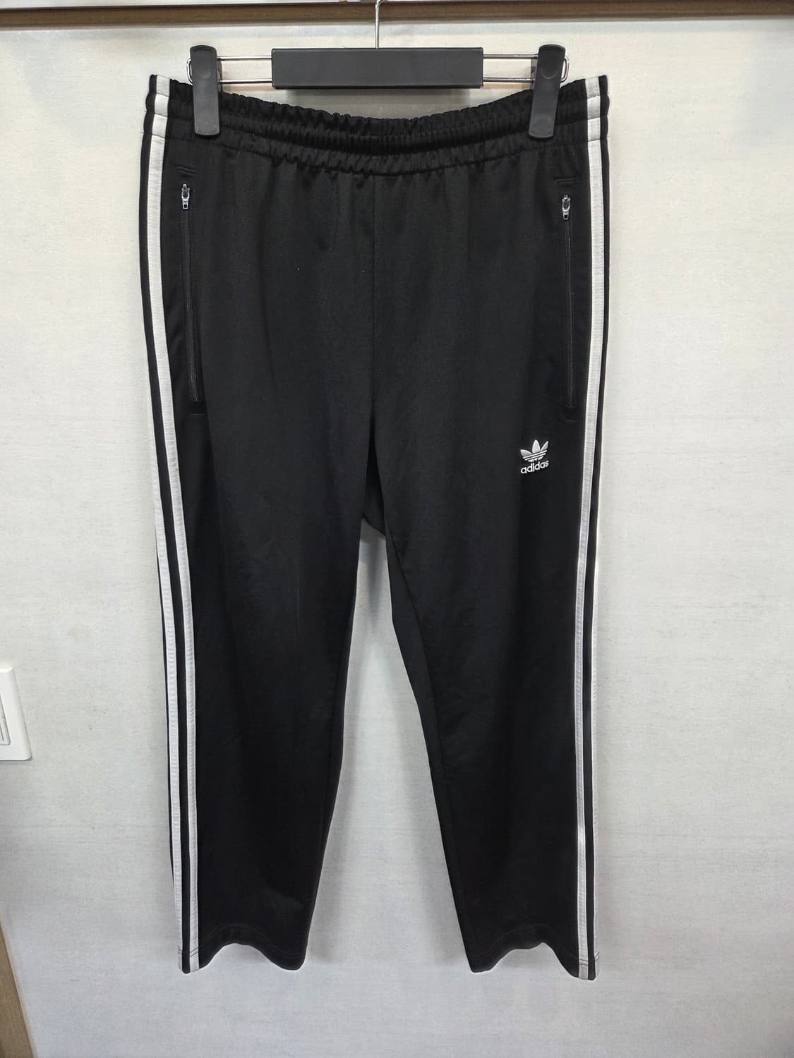 아디다스 파이어버드 트랙팬츠 검흰 xl 상품이미지1