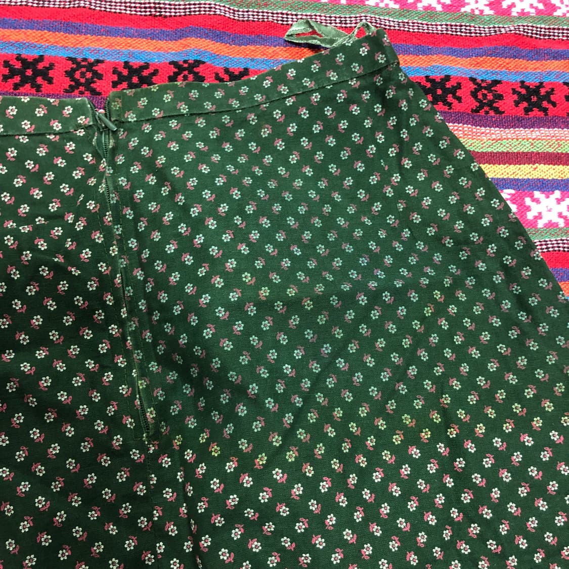 플라워 패턴 미디 스커트 상품이미지3