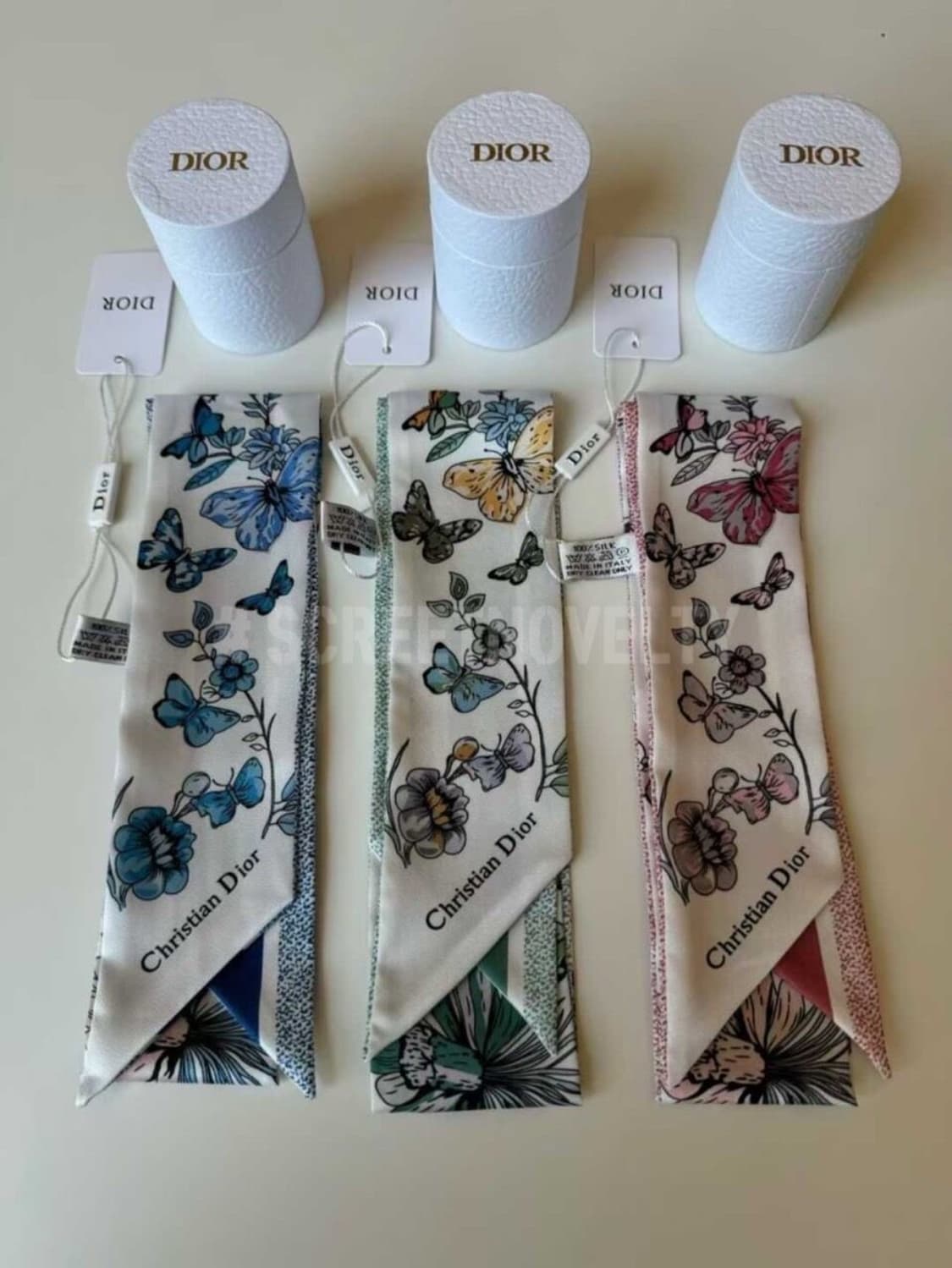 깜짝세일(새상품)정품 디올 방도 스카프 상품이미지3