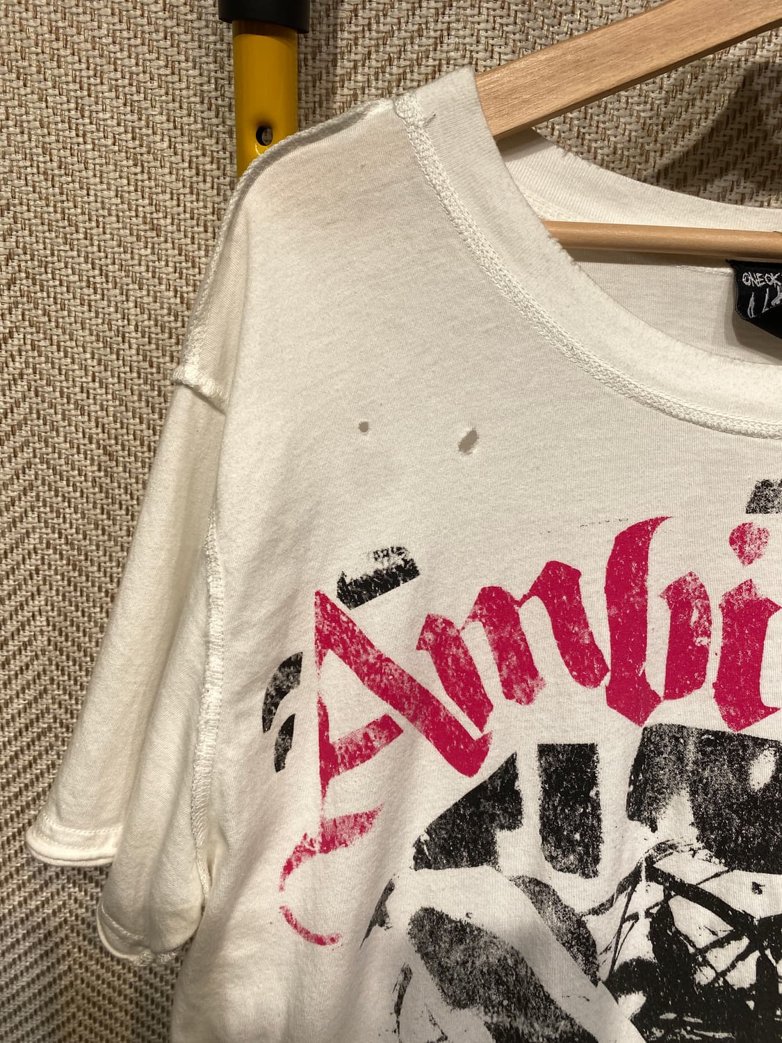 밴드티 해체주의 로우커팅 마감 상품이미지3