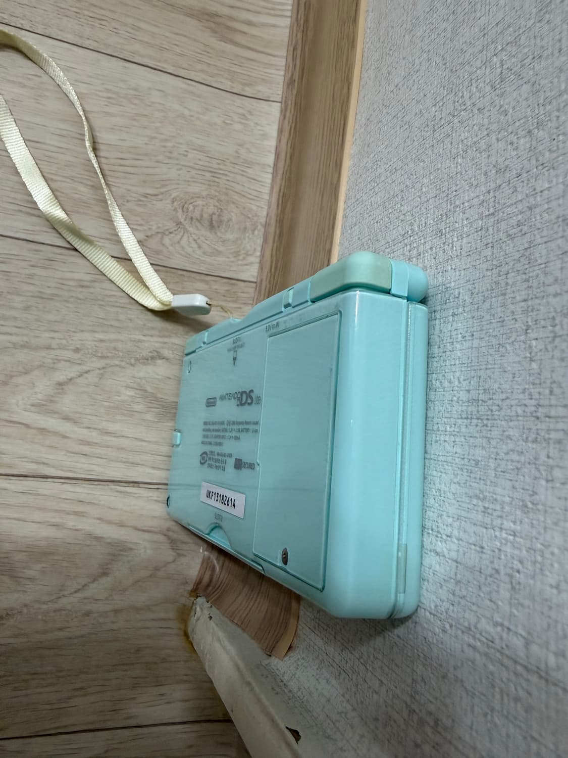 닌텐도 DS Lite 아이스 블루 팝니다. 상품이미지5