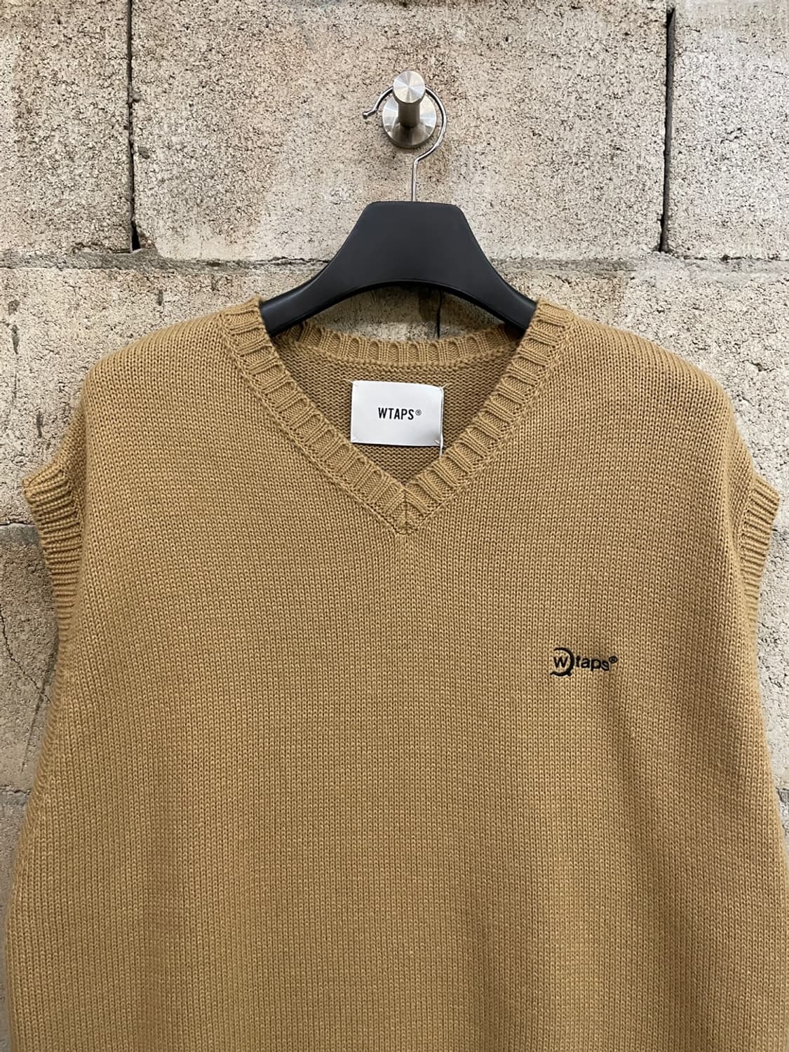 더블탭스 니트 베스트 상품이미지2