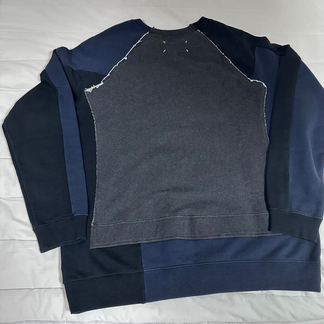 마르지엘라 17ss 리에디션 맨투맨 46 size 상품이미지2