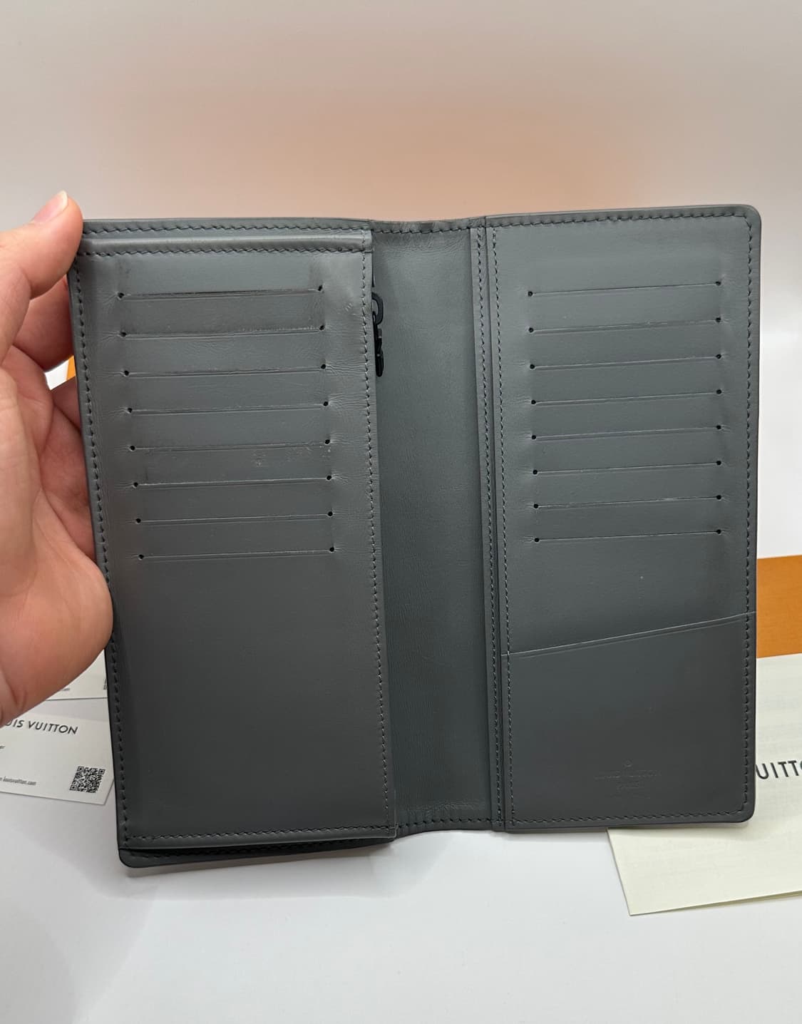 루이비통 이클립스 쉐도우 브라짜 월릿 장지갑 상품이미지2