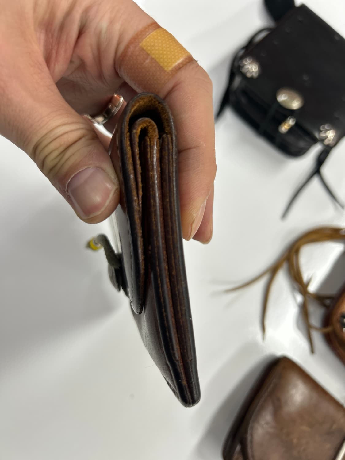 GOROS 올드고로스 새들레더 콘초 중지갑 상품이미지4