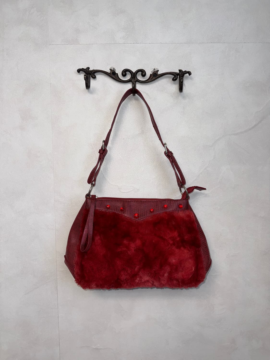 Oilily ruby red eco fur shoulder bag 상품이미지1