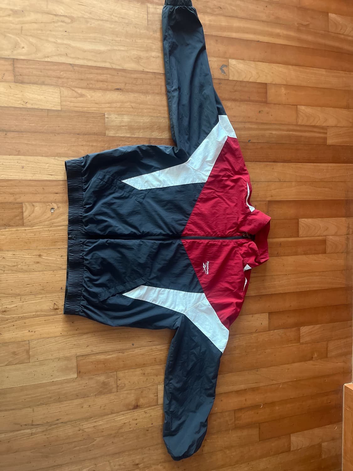 리복 윈드브레이커 상품이미지2