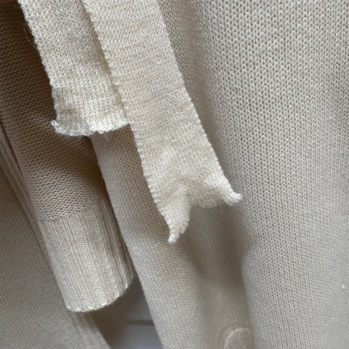 백 리본 포인트 아이보리 니트 베스트 (JPN) 상품이미지5