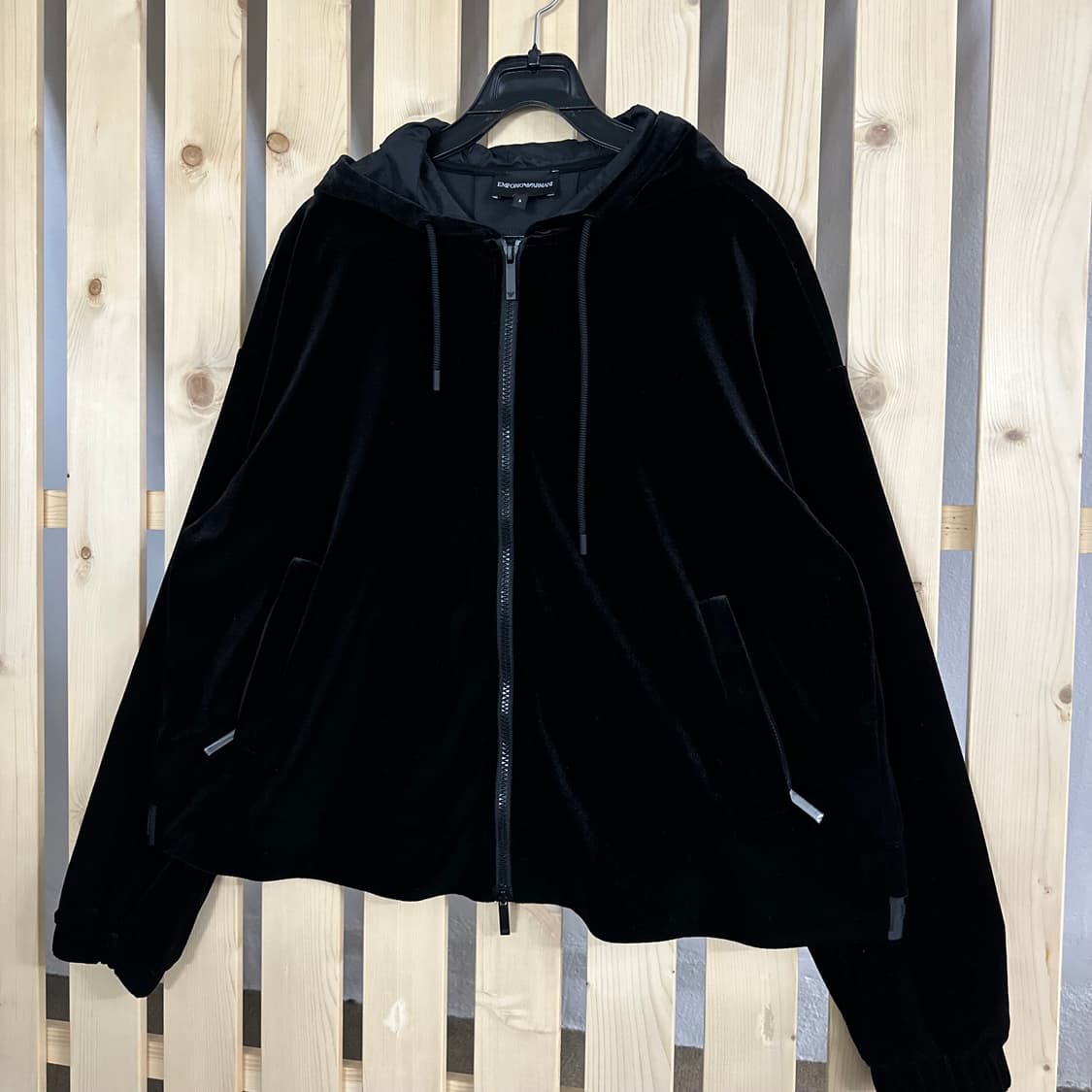 (M) 엠포리오 아르마니 블랙 벨벳 후드집업 상품이미지2