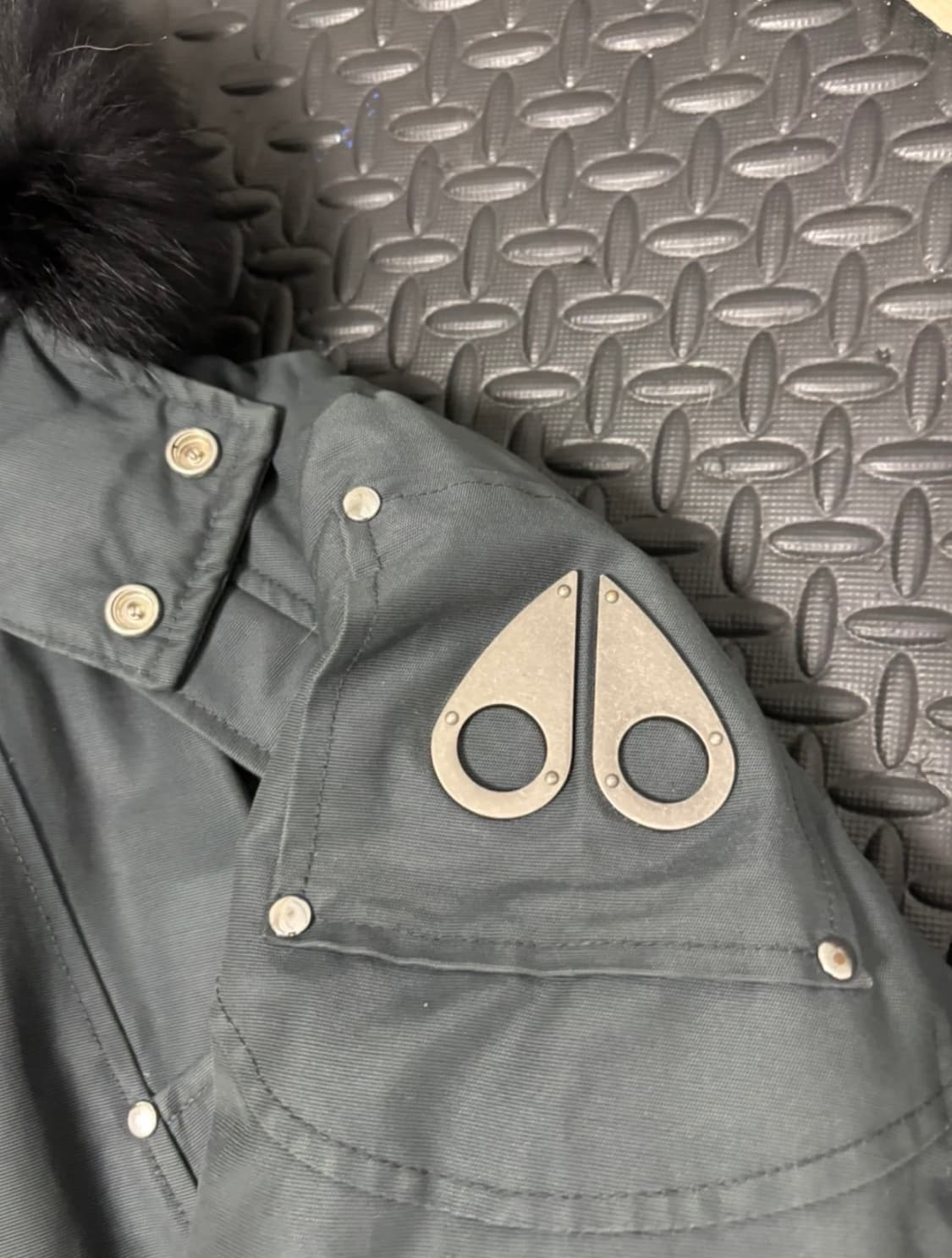 무스너클 발라스틱 M 상품이미지2