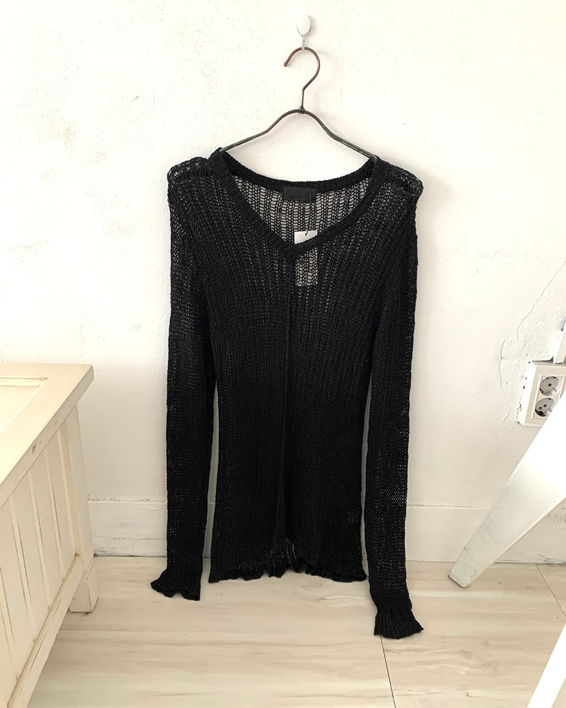 Feminine black knit long-sleeve 상품이미지1