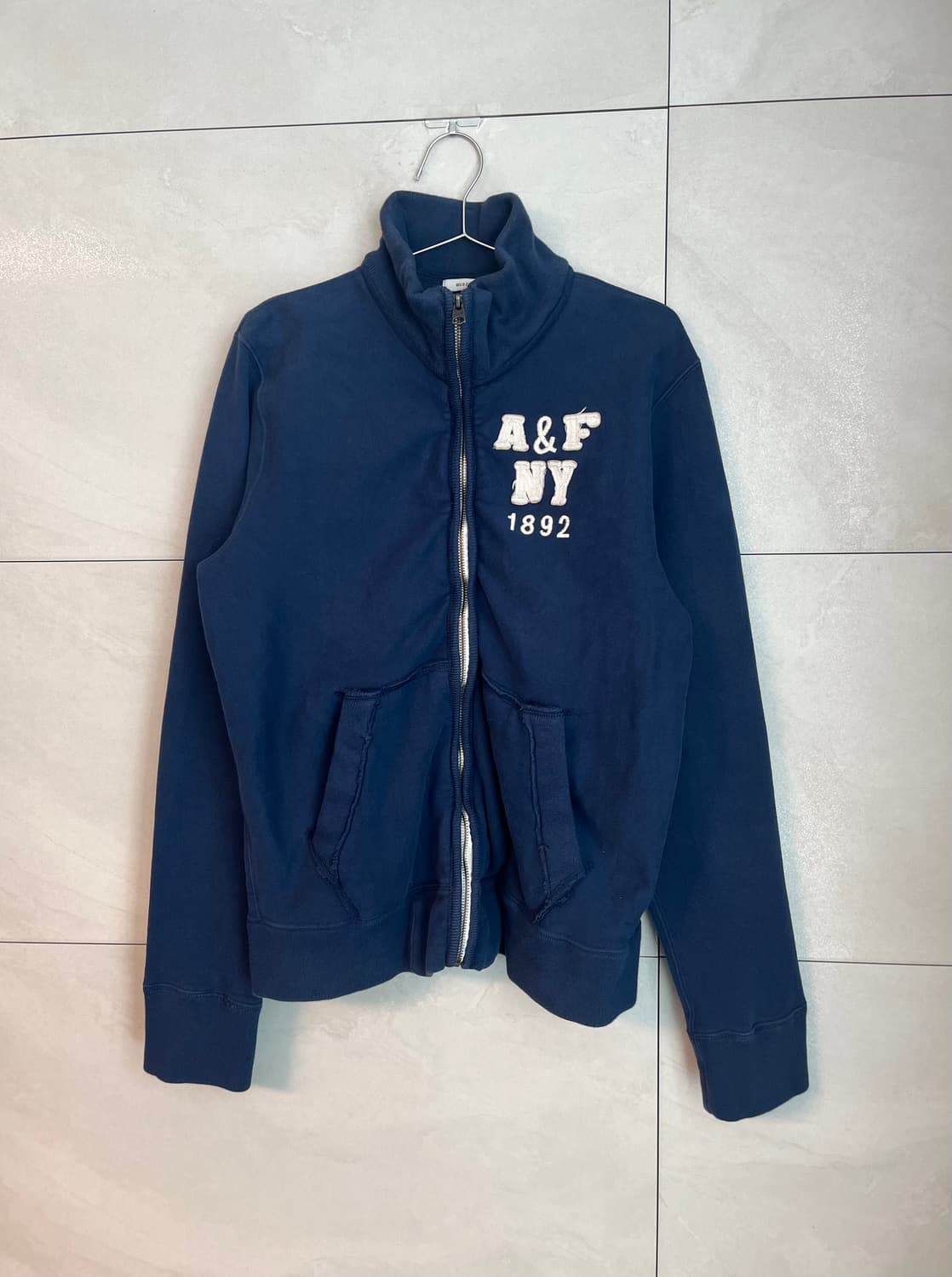 아베크롬비 뉴욕 A&F 집업 네이비 [L] 상품이미지3