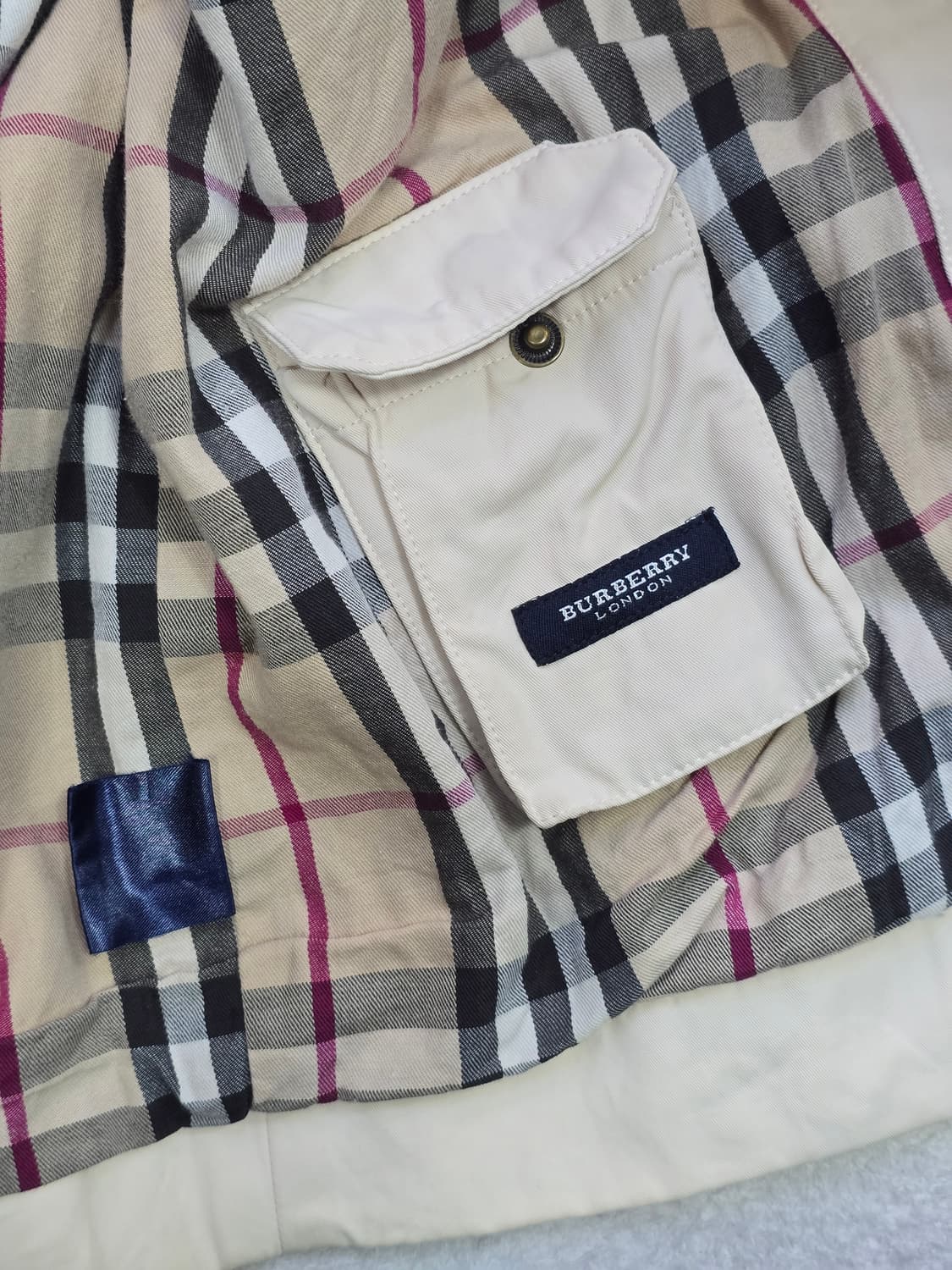 Burberry 정품 버버리 상아 폴리쉘 자켓 M사이즈 상품이미지8