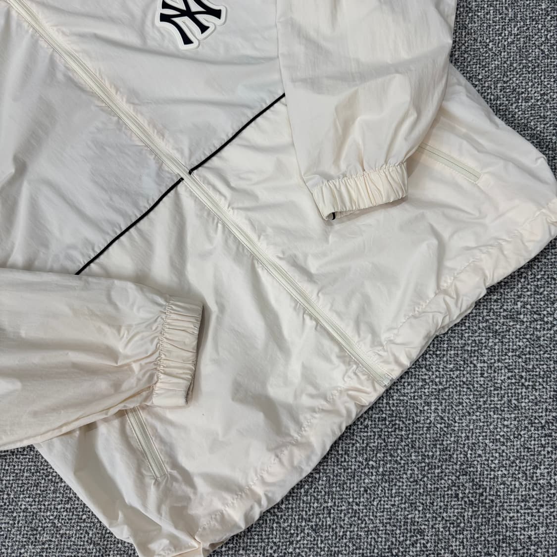 MLB 뉴욕 양키스 후드 바람막이 상품이미지3