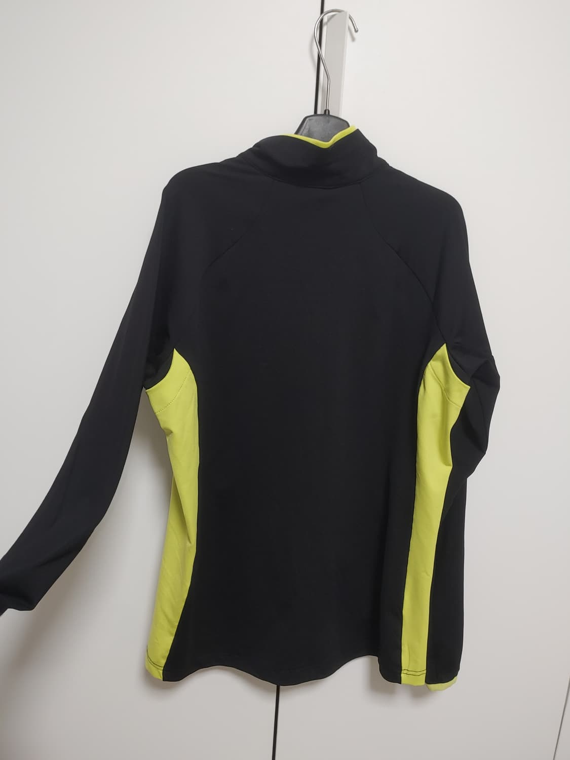 데상트  남성 기능성  러닝 자켓-L사이즈 상품이미지5