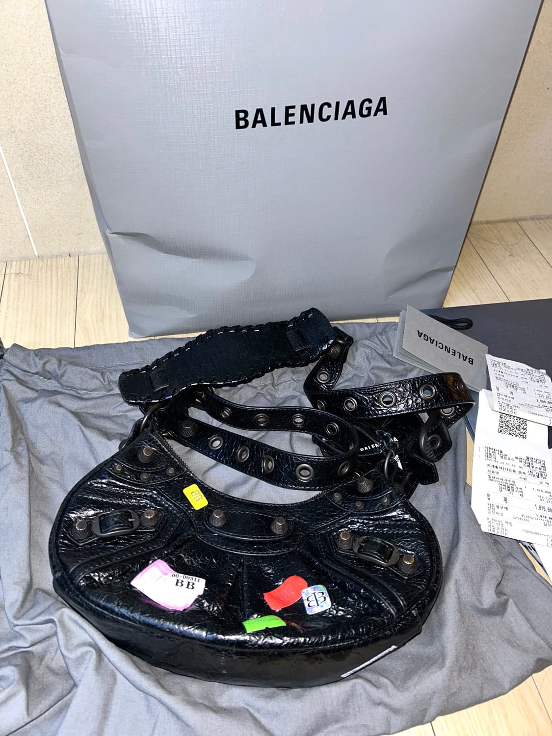 발렌시아가 르 카골 숄더백 XS 상품이미지3